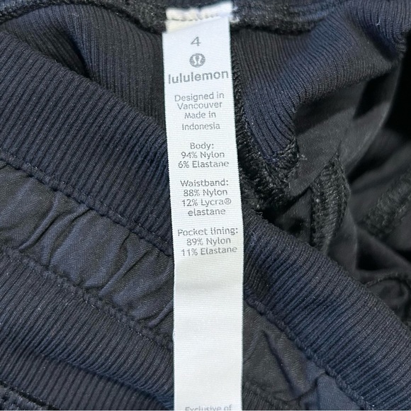 Lululemon Dance Studio Crop II *Unlined 25" in Black 4 - Picture 7 of 8
